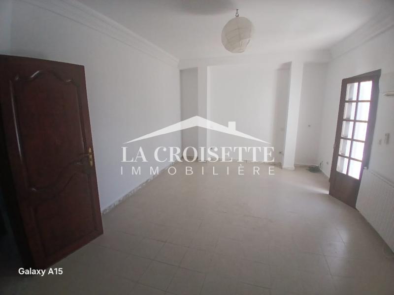 Villa S+5 à La Marsa